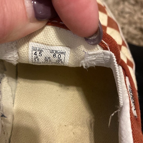 Vans - Picture 3 of 3